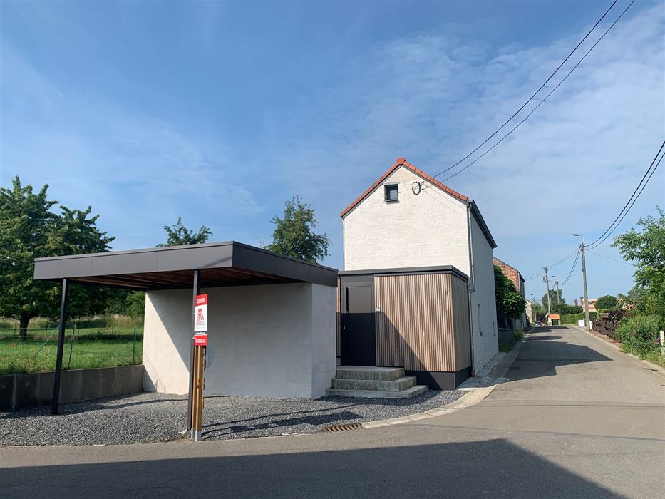 Absil Immobiliere vous présente un belle maison villageoise 2 chambres