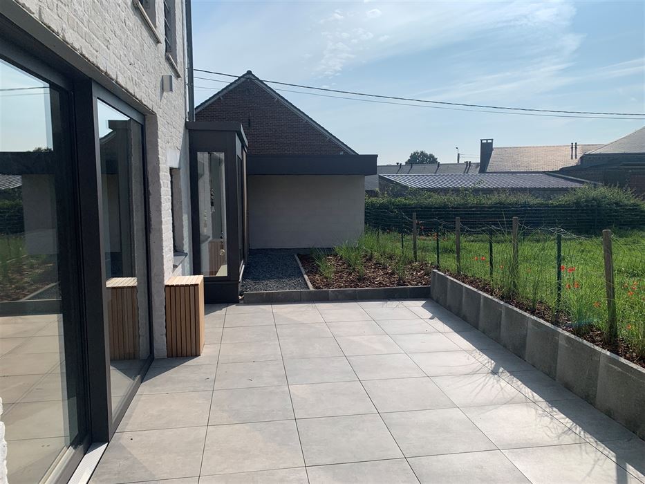 Absil Immobiliere vous présente un belle maison villageoise 2 chambres