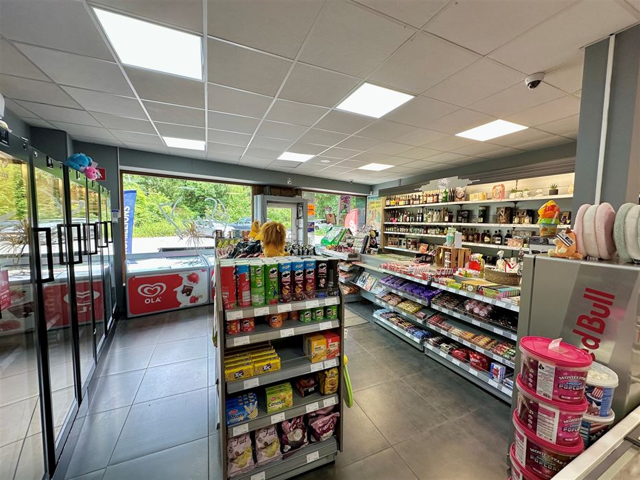 ABSIL Immobilière vous présente un immeuble mixte