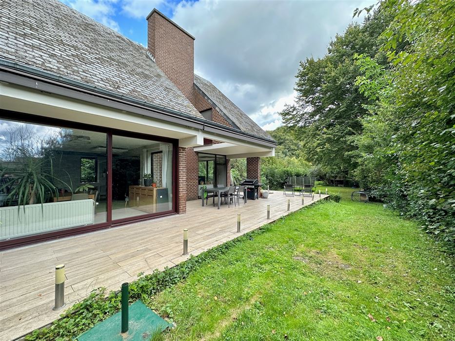 ABSIL Immobilière vous présente une superbe Villa