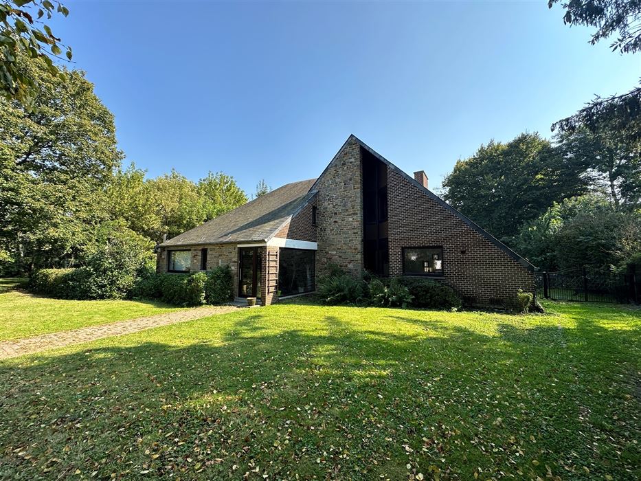 ABSIL Immobilière vous présente une superbe Villa