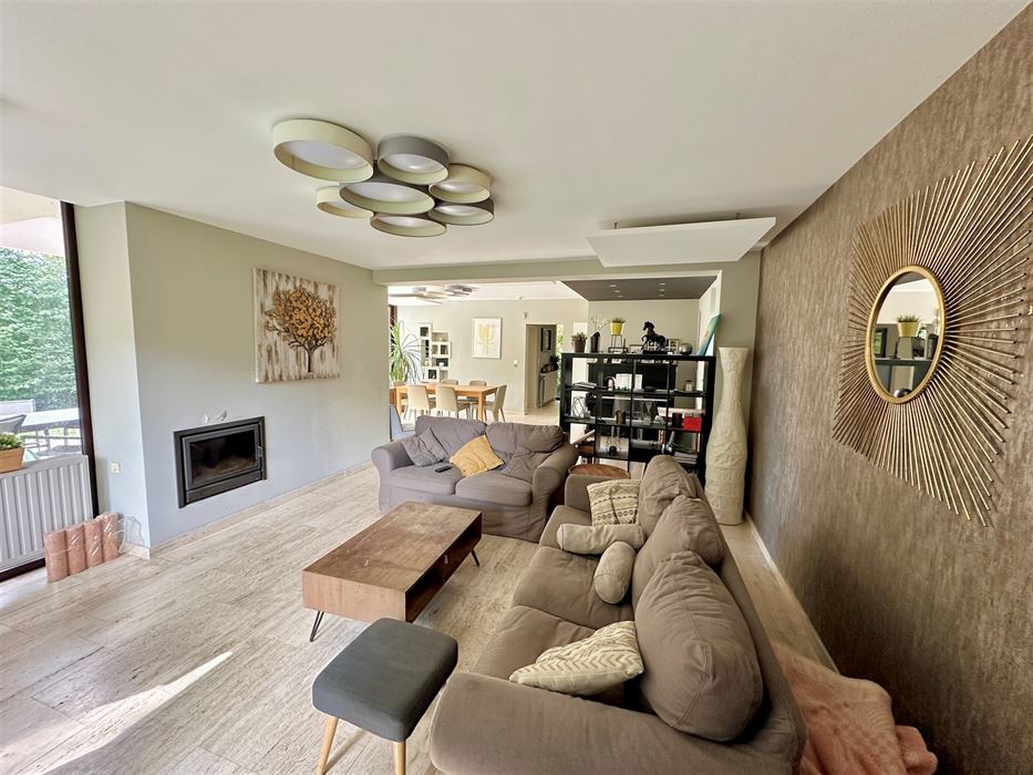 ABSIL Immobilière vous présente une superbe Villa