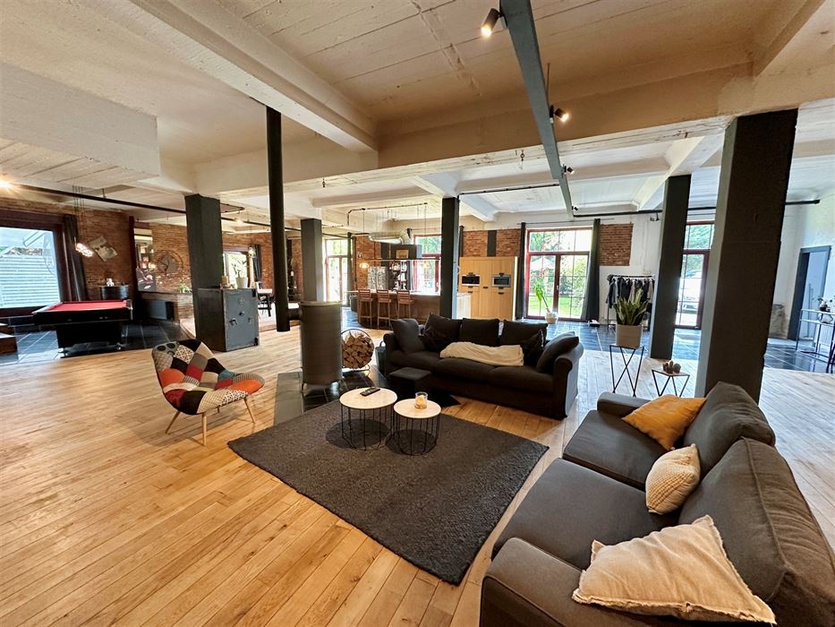 Absil Immobiliere vous présente un superbe Loft
