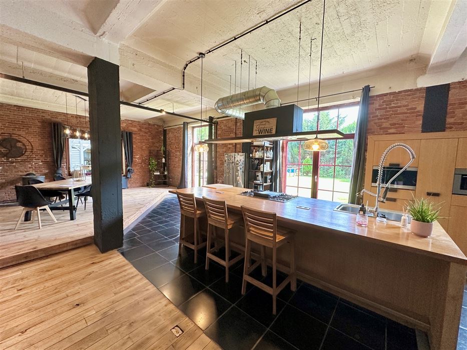 Absil Immobiliere vous présente un superbe Loft