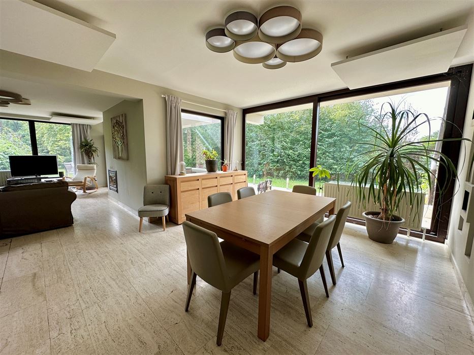 ABSIL Immobilière vous présente une superbe Villa