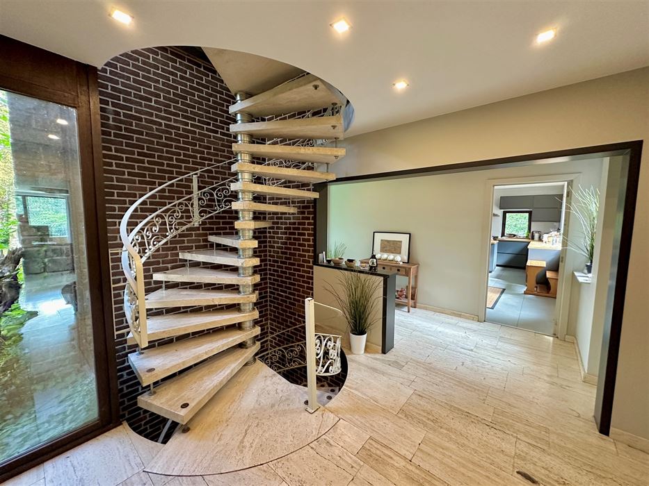 ABSIL Immobilière vous présente une superbe Villa