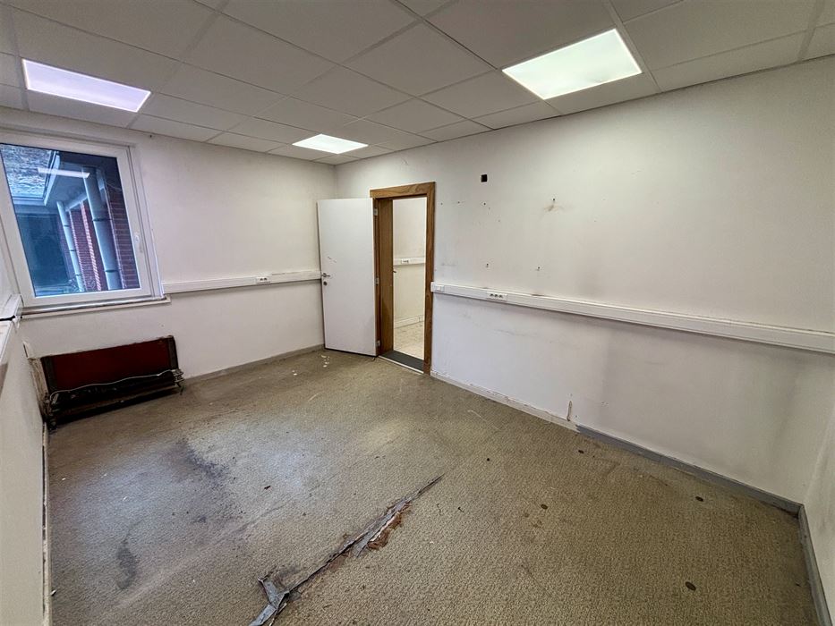 L'immobilière Absil vous présente un espace commercial à Namur