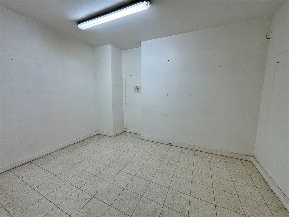 l'immobilière Absil vous présente un commerce en plein centre