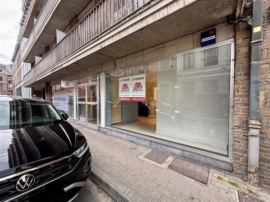 l'immobilière Absil vous présente un commerce en plein centre