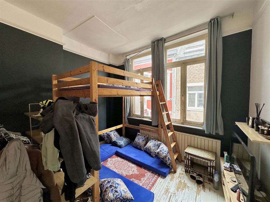 Absil Immobilière vous propose une belle maison de commerce à Namur