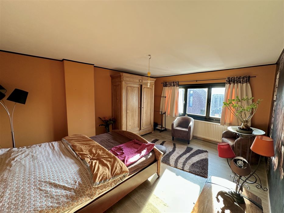 Absil Immobilière vous présente une maison 5 chambres
