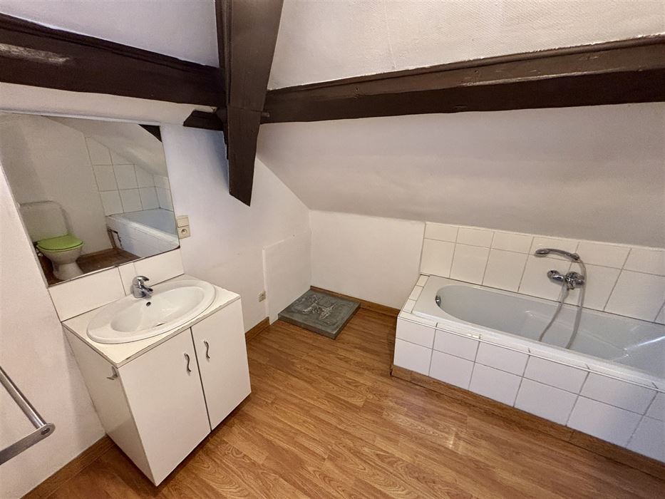 Absil Immobilière vous présente un appartement une chambre