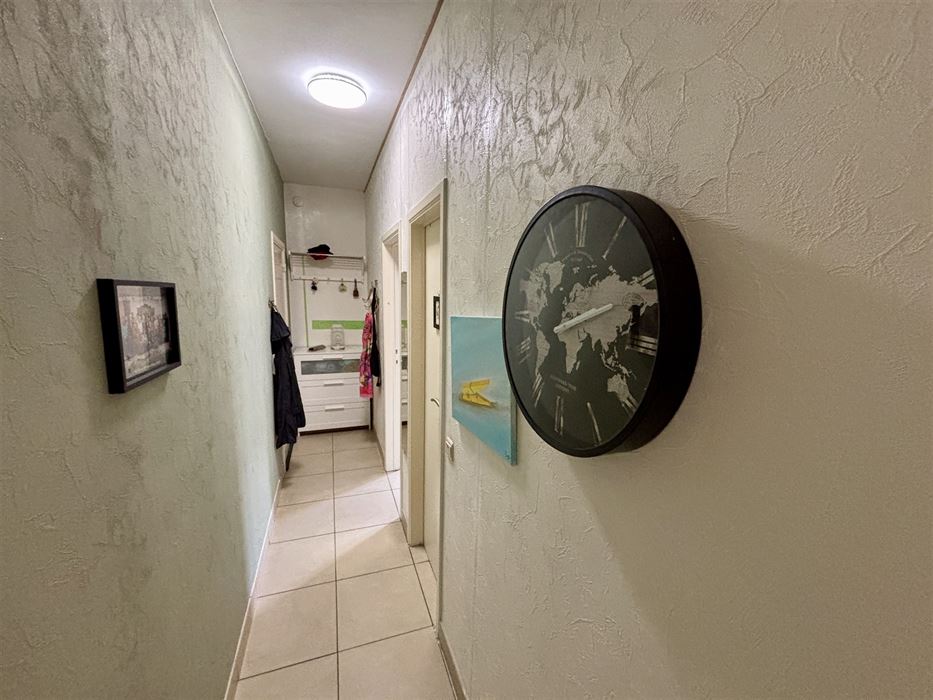 Absil Immobilière vous présente un appartement une chambre