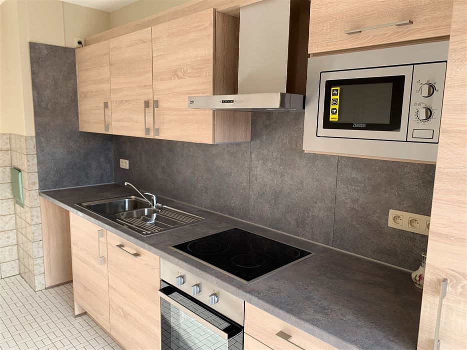Absil Immobilière vous présente un bel appartement 2 ch rénové
