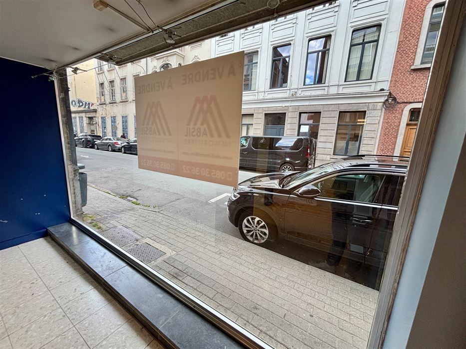 l'immobilière Absil vous présente un commerce en plein centre