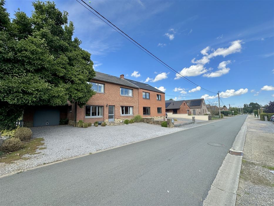 Absil Immobilière vous présente une maison 5 chambres