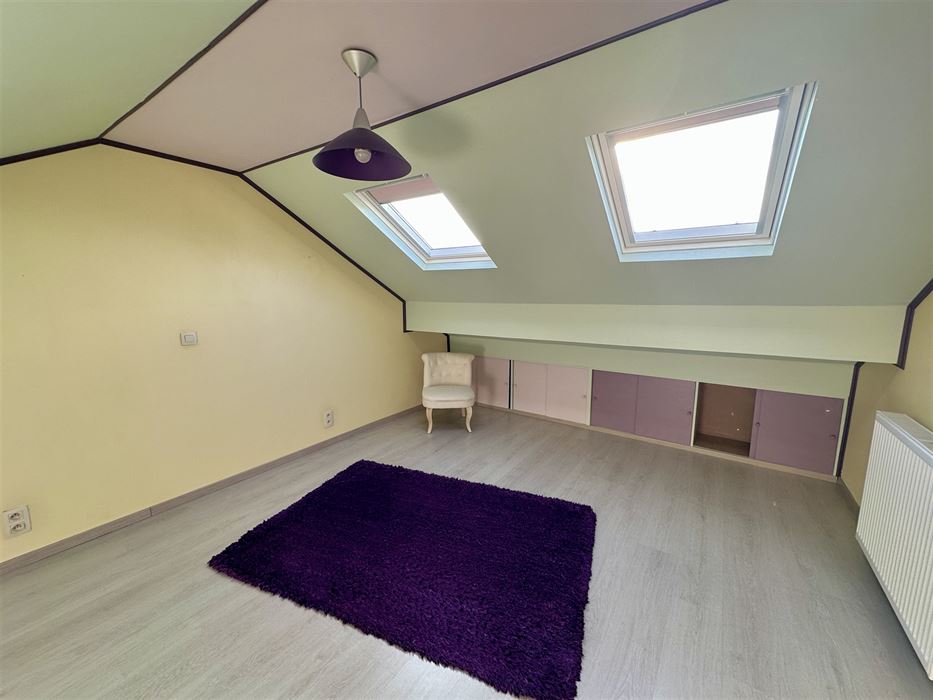 Absil Immobilière vous présente une maison 5 chambres