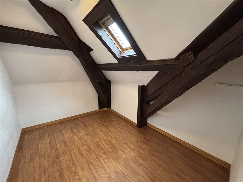 Absil Immobilière vous présente un appartement une chambre