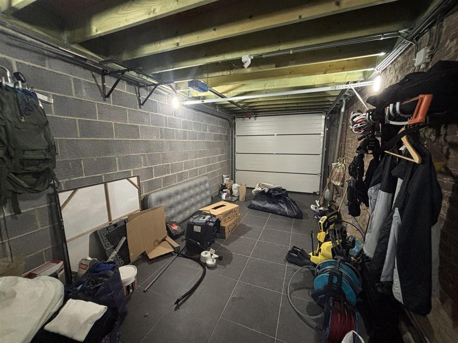 Absil immobilière vous présente une maison de maître 3ch