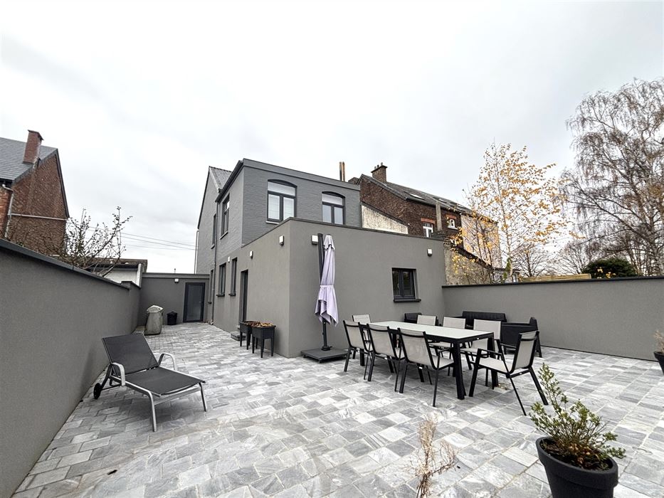 Absil immobilière vous présente une maison de maître 3ch