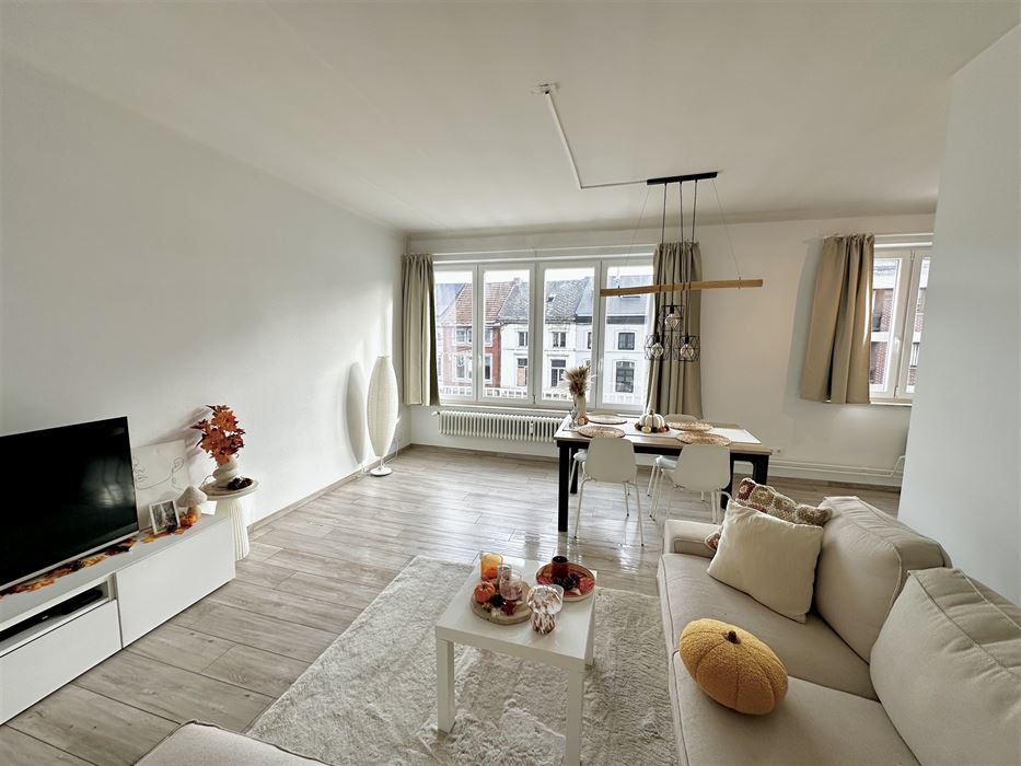 Absil Immobilière vous présente un bel appartement 2ch