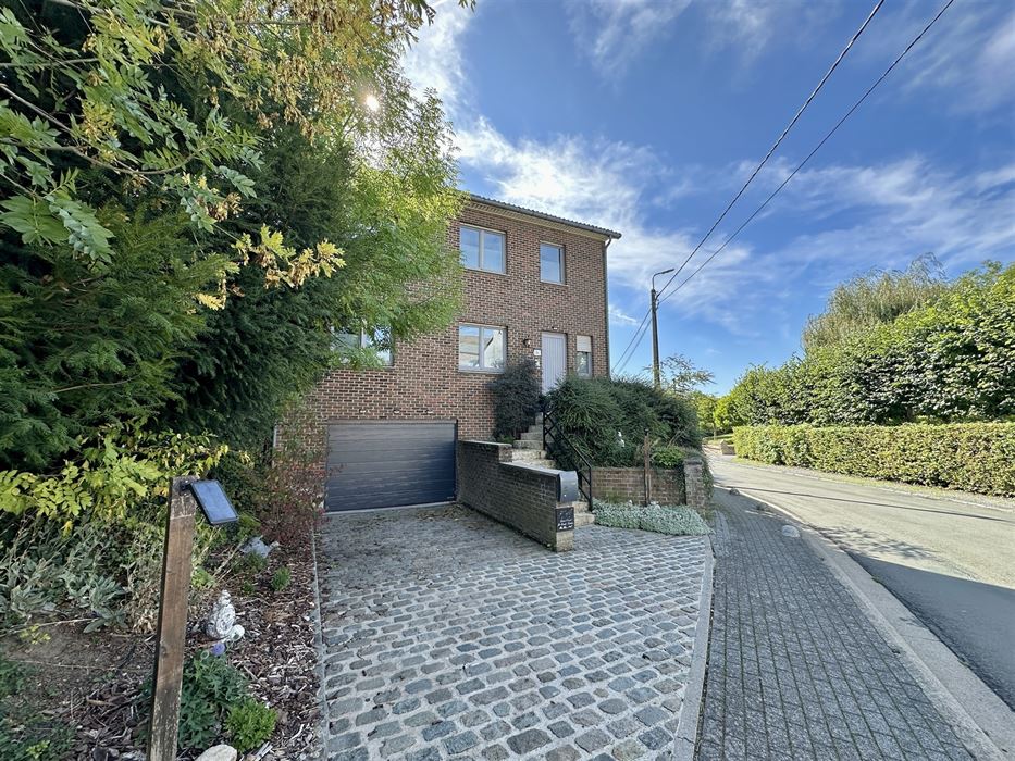 Absil Immobilière vous présente une maison 5ch