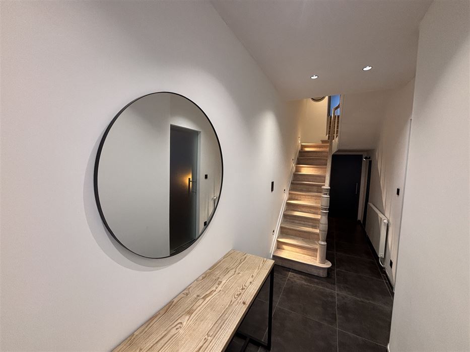 Absil immobilière vous présente une maison de maître 3ch