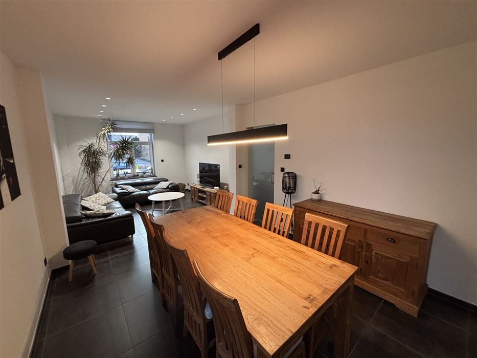 Absil immobilière vous présente une maison de maître 3ch