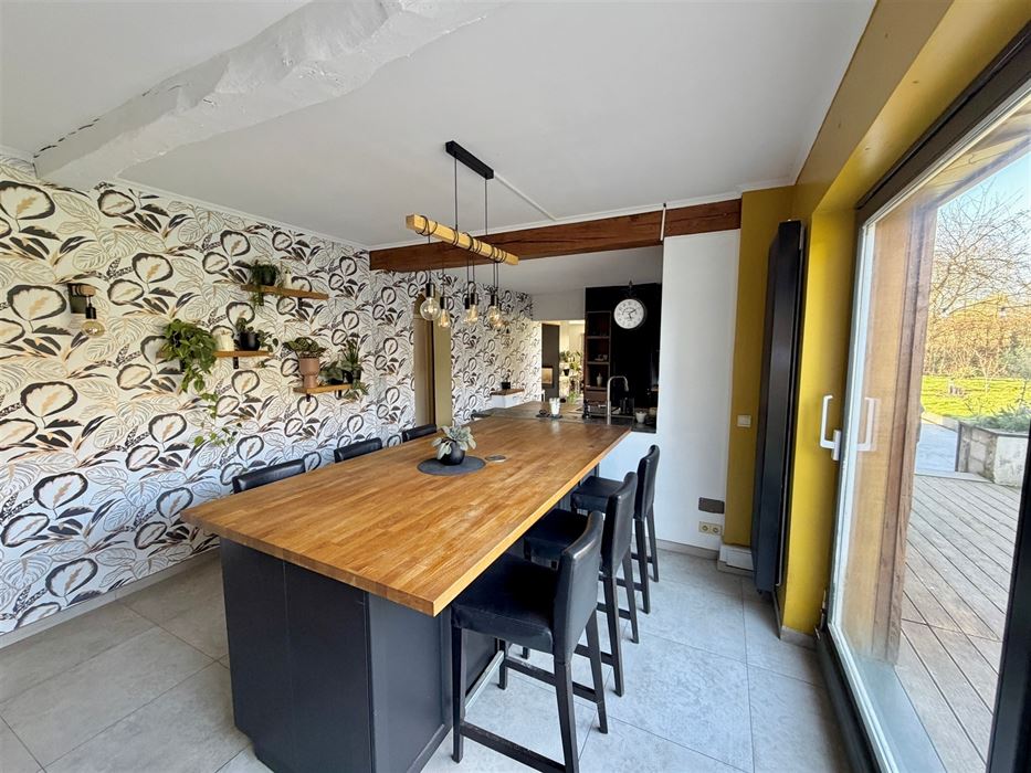 Absil Immobilière vous présente une superbe propriété 4 ch