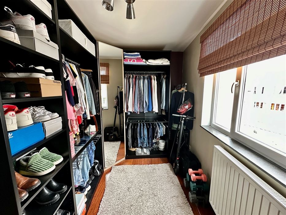 ABSIL IMMOBILIERE vous présente un bel appartement 2 chambres