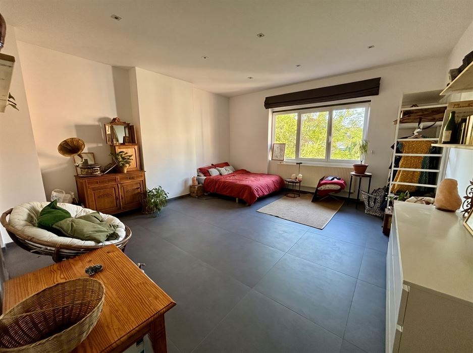 Absil immobilière vous présente un studio à Namur