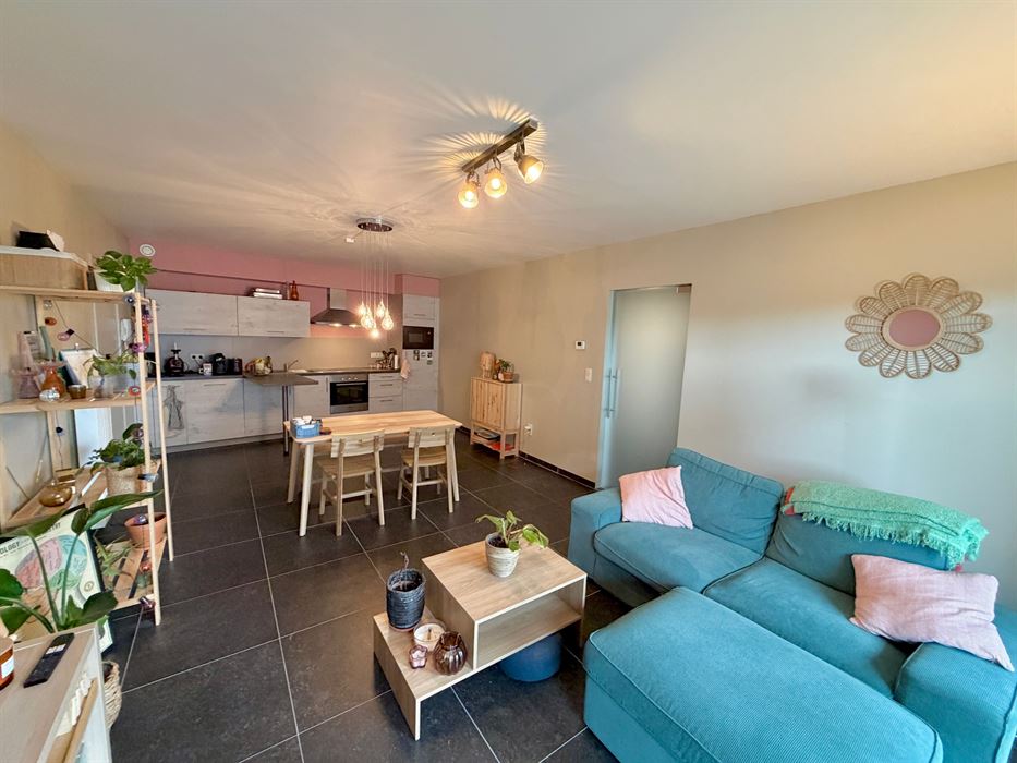 ABSIL IMMOBILIERE vous présente un bel appartement 2 chambres