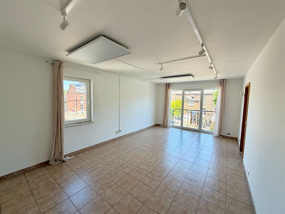 Absil immobilière vous présente un appartement deux chambres