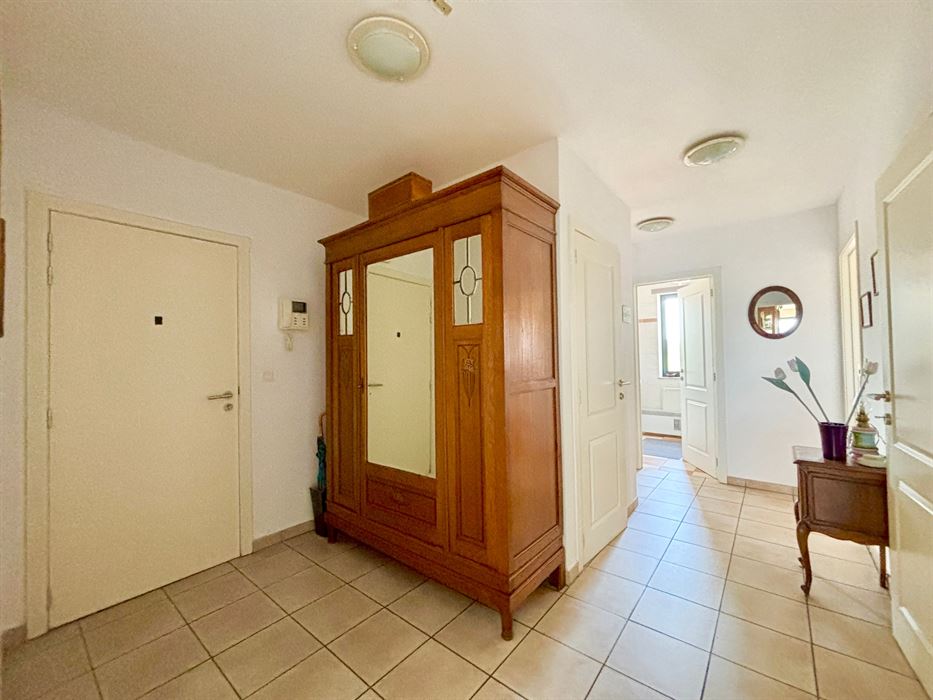 Absil immobilière vous présente un appartement 2ch avec une magnifique vue