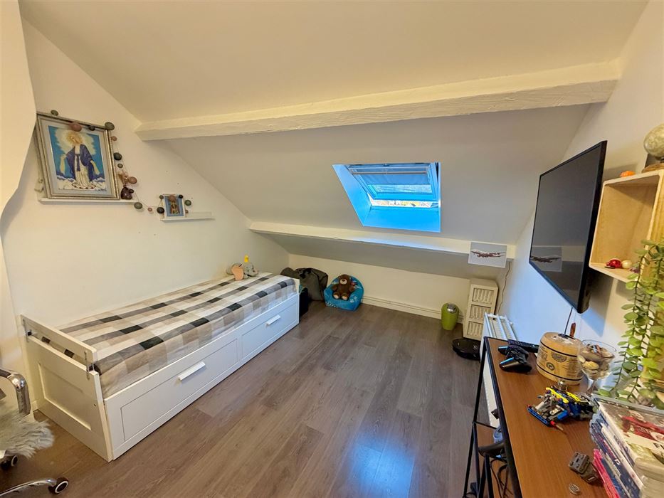 Absil Immobilière vous présente un duplex 3ch