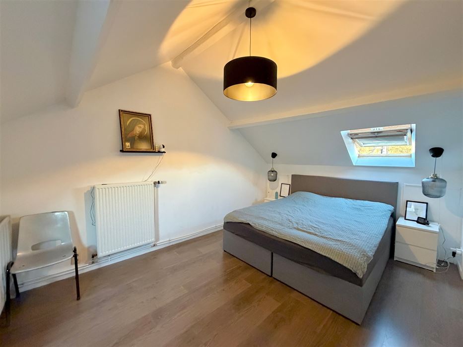 Absil Immobilière vous présente un duplex 3ch