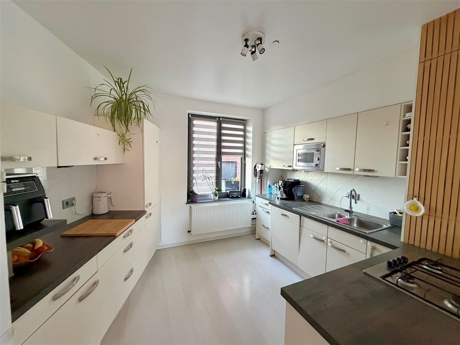 Absil Immobilière vous présente un duplex 3ch