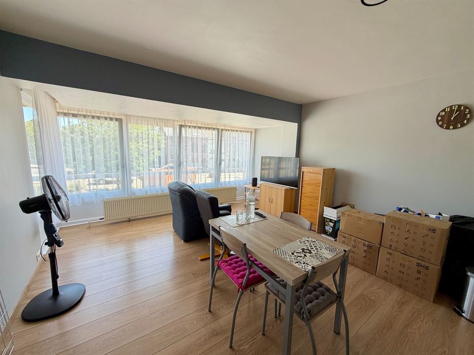 Absil immobilère vous présente un appartement 2ch