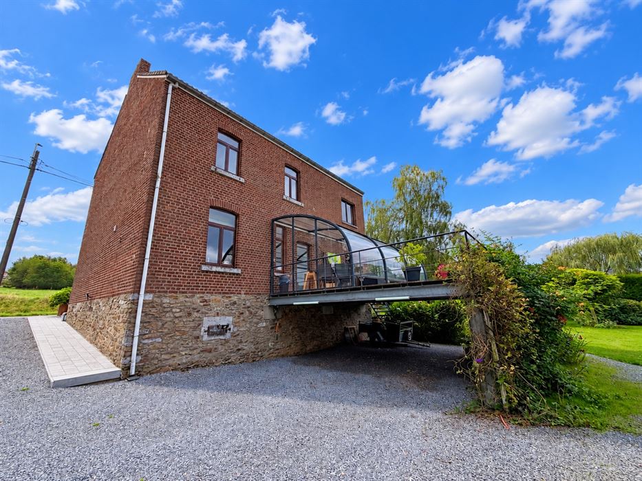 Absil Immobiliere vous présente : une maison villageoise 3ch