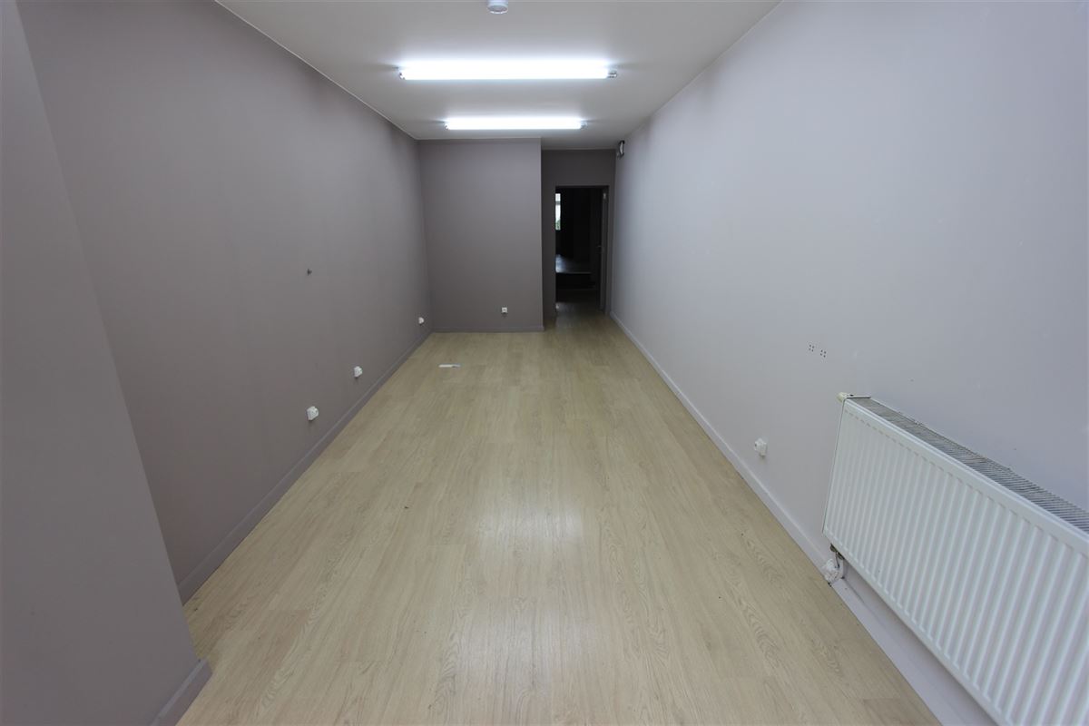 Image 5 : Commerce à 4280 HANNUT (Belgique) - Prix 850 €