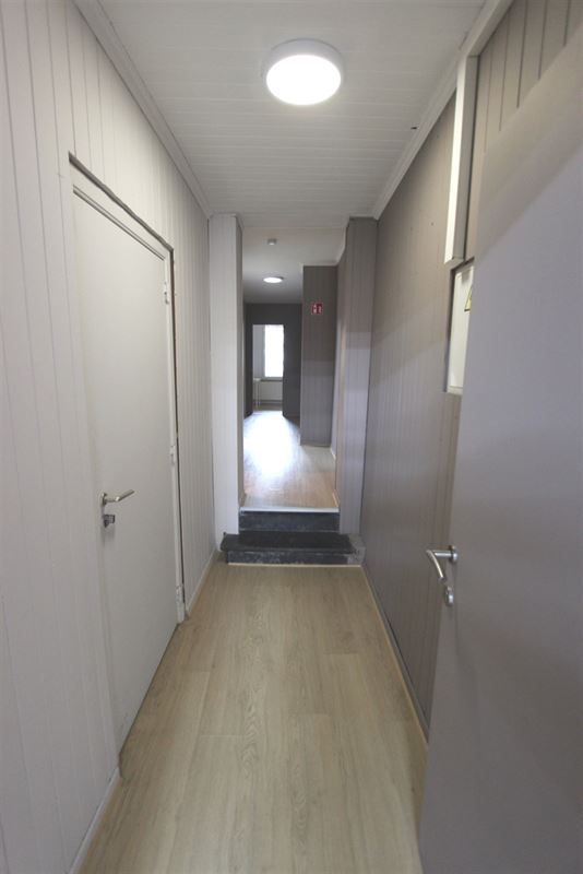 Image 2 : Commerce à 4280 HANNUT (Belgique) - Prix 850 €