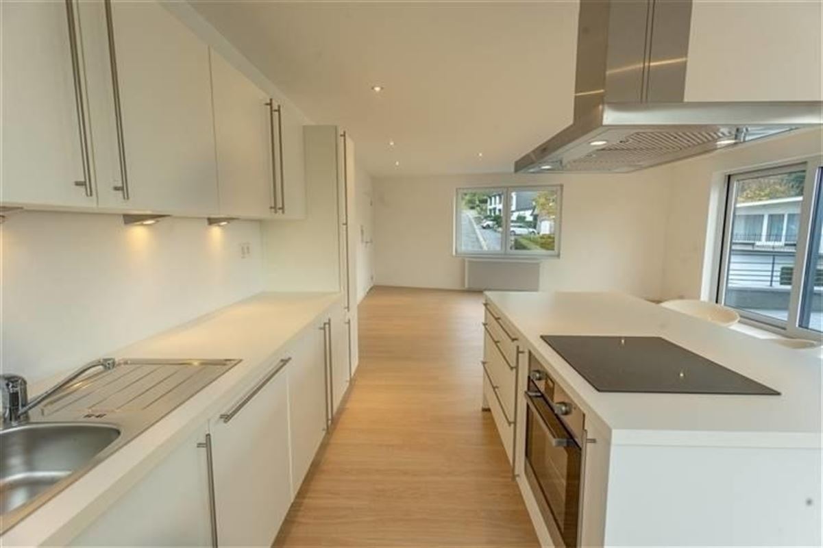 Image 6 : Duplex/Penthouse à 4053 EMBOURG (Belgique) - Prix 1.100 €