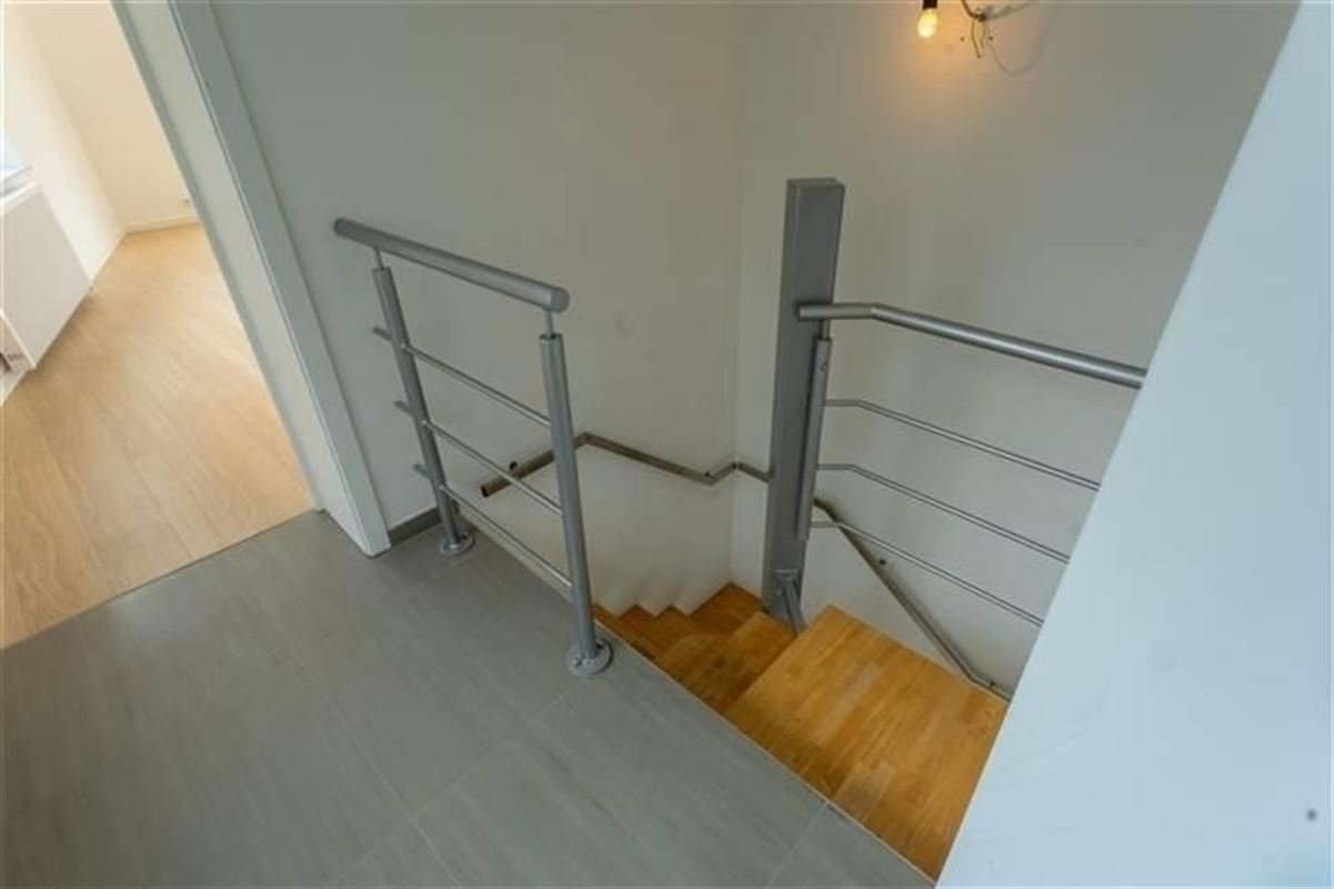 Image 7 : Duplex/Penthouse à 4053 EMBOURG (Belgique) - Prix 1.100 €