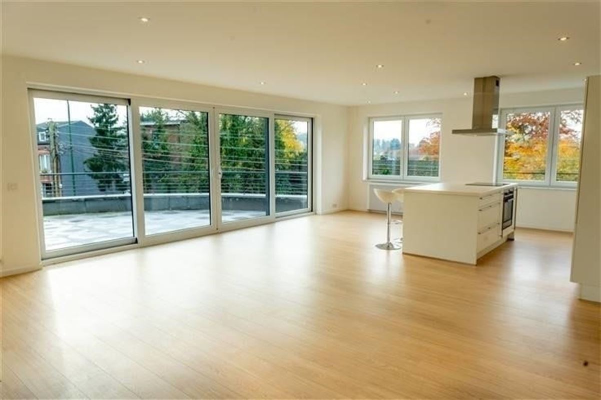 Image 3 : Duplex/Penthouse à 4053 EMBOURG (Belgique) - Prix 1.100 €