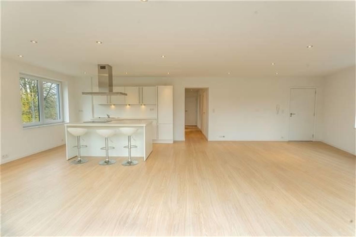 Image 4 : Duplex/Penthouse à 4053 EMBOURG (Belgique) - Prix 1.100 €