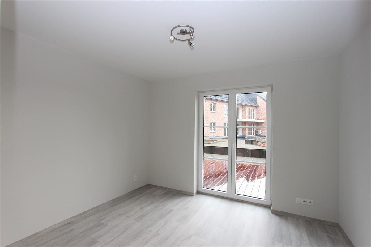 Image 9 : Appartement à 4280 HANNUT (Belgique) - Prix 900 €