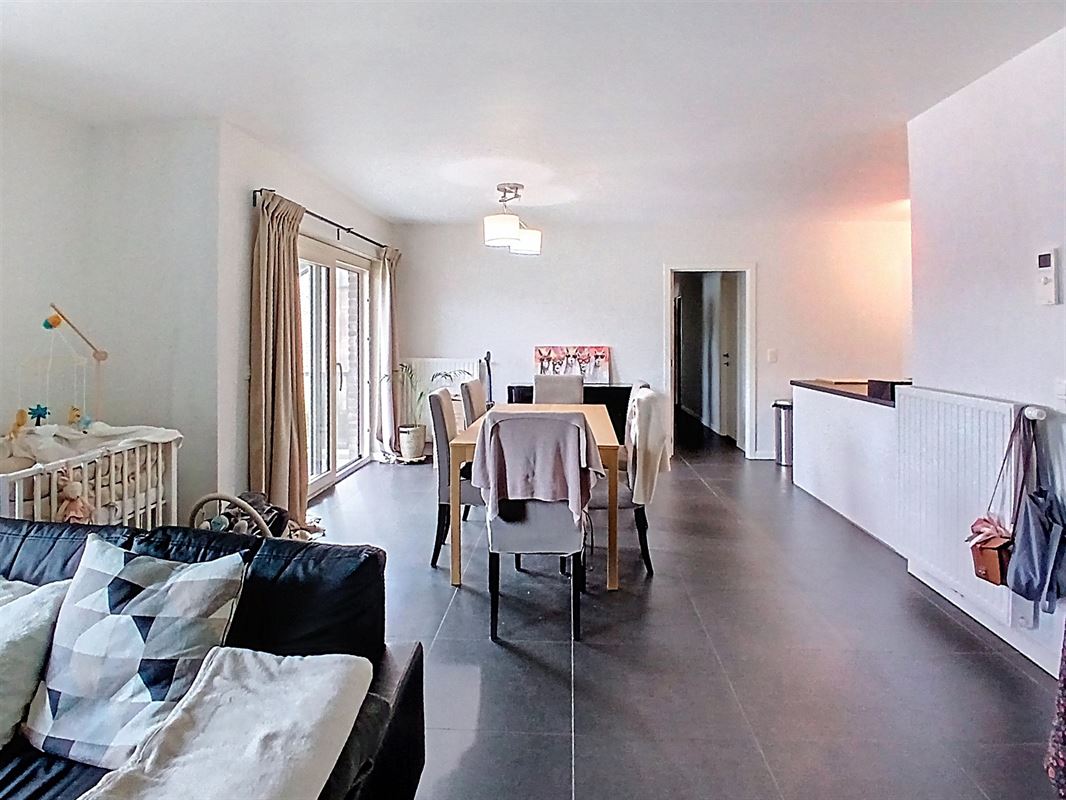Image 3 : Appartement à 4280 HANNUT (Belgique) - Prix 975 €