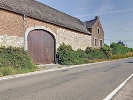 Ferme en carré à 4210 BURDINNE (Belgique) - Prix 300.000 €