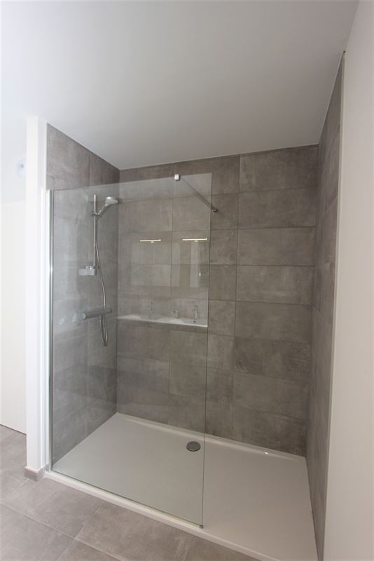 Image 5 : Appartement à 4280 HANNUT (Belgique) - Prix 900 €