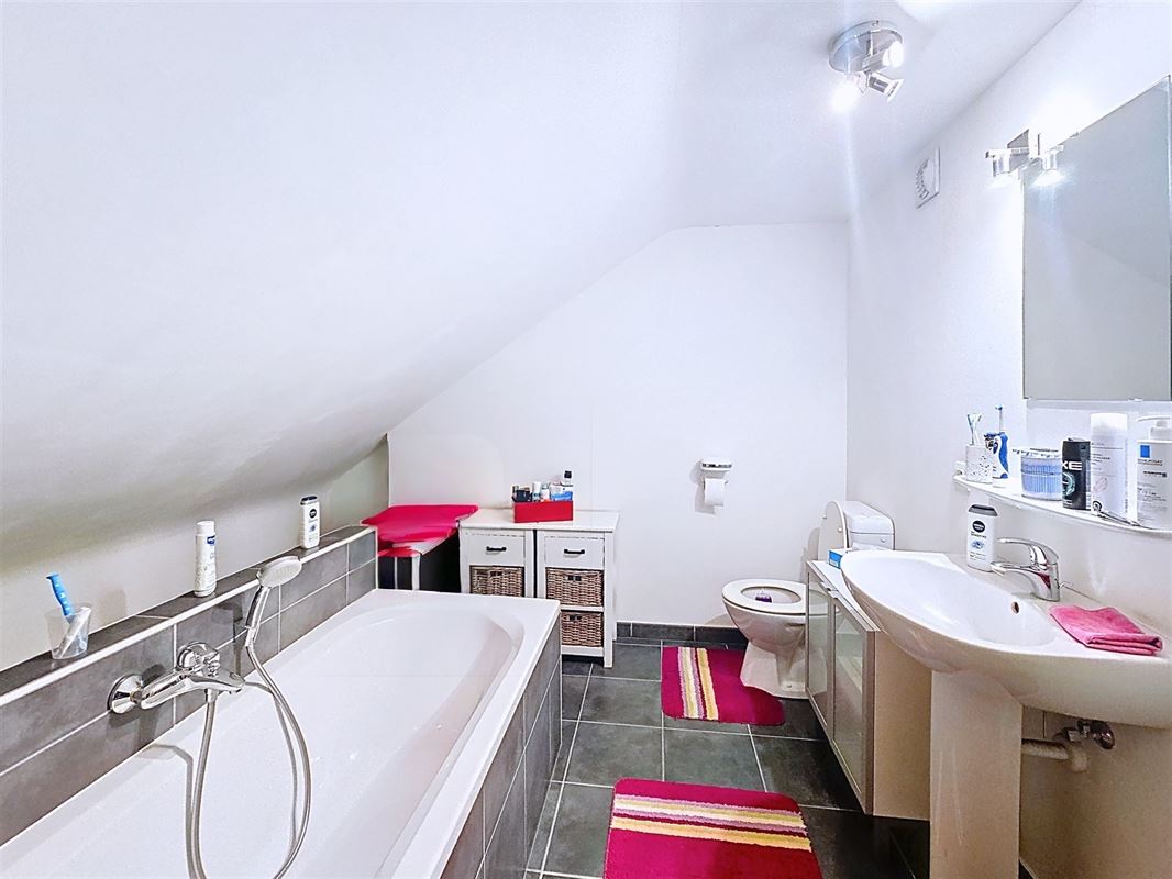 Image 13 : Appartement à 4260 CIPLET (Belgique) - Prix 950 &euro;